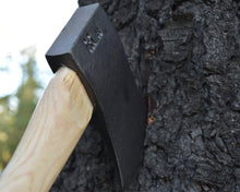 Load image into Gallery viewer, Sport Utility 2.25lb Boy's Axe w/28" Curved Hickory Handle