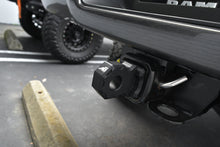 Load image into Gallery viewer, Shackle Block 2.5&quot; - Black