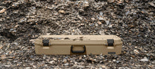 Load image into Gallery viewer, Minuteman 80 - D-co Case with integrated lock - tan with black latches