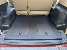 Load image into Gallery viewer, Mitsubishi Montero 1999-2006 3rd Gen. - Rear Plate System