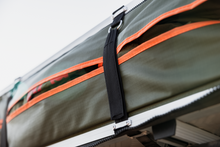 Load image into Gallery viewer, The Vagabond Rooftop Tent