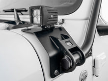 Load image into Gallery viewer, FRONT RUNNER - Jeep Gladiator JT (2019-Current) Extreme Roof Rack Kit